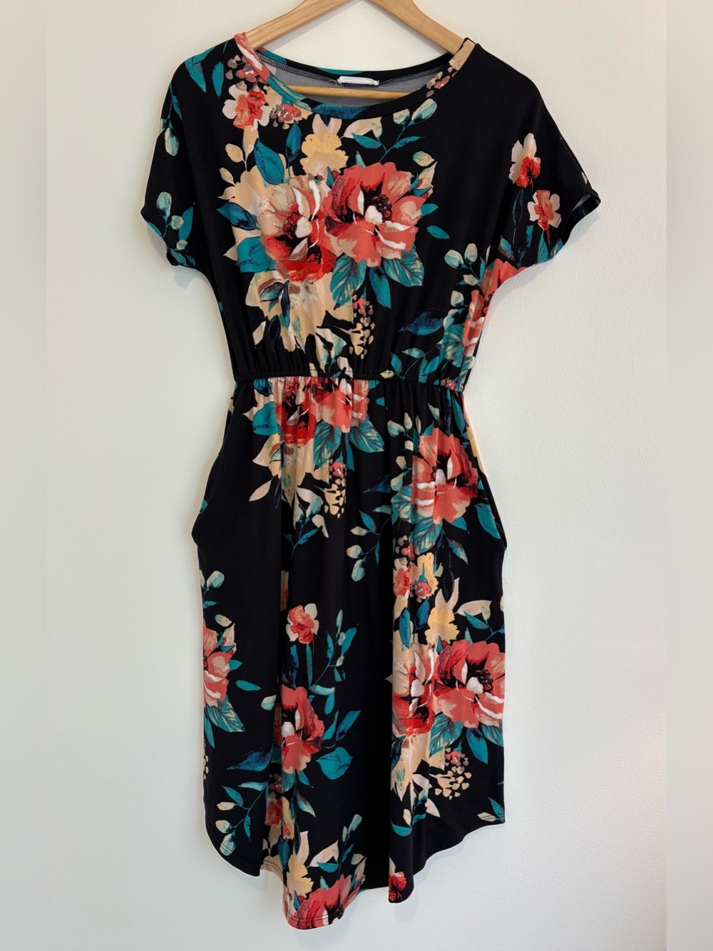Floral Black Elastic-Waist Women’s Dress